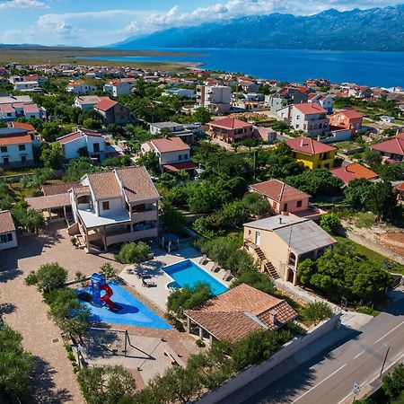 Villa Zlatni Dvori Zadarvillas Razanac Bagian luar foto