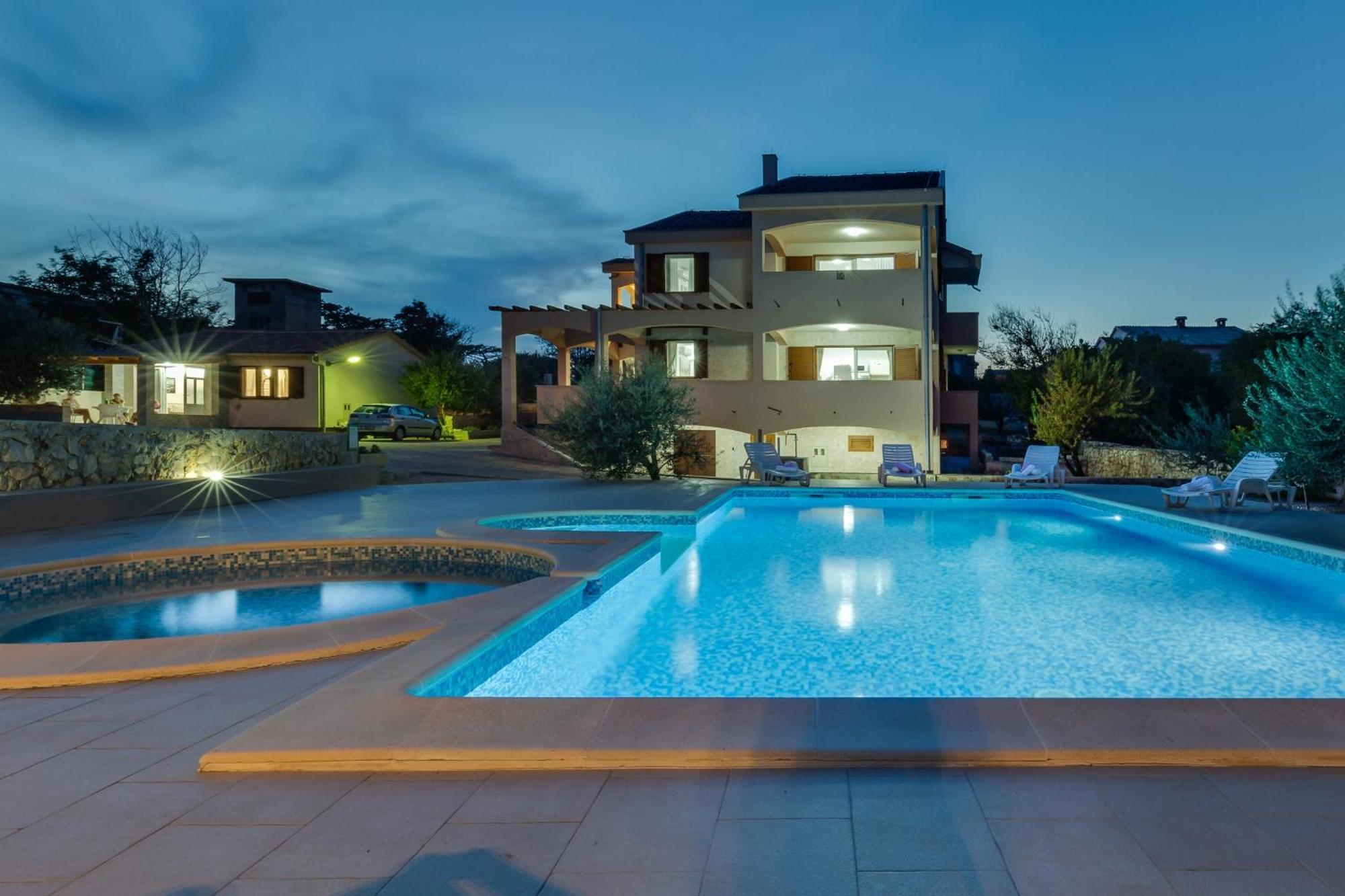Villa Zlatni Dvori Zadarvillas Razanac Bagian luar foto