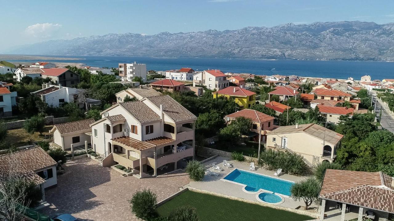 Villa Zlatni Dvori Zadarvillas Razanac Bagian luar foto